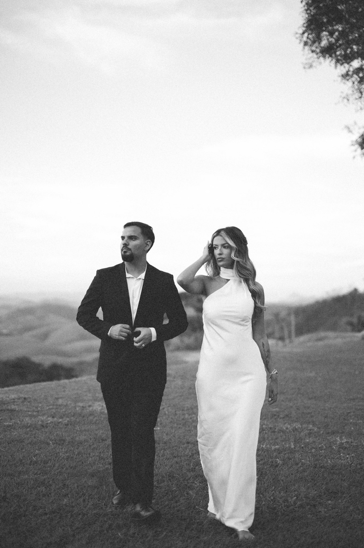 ensaio fotográfico de casamento no por do sol do vale dos desejos areal 