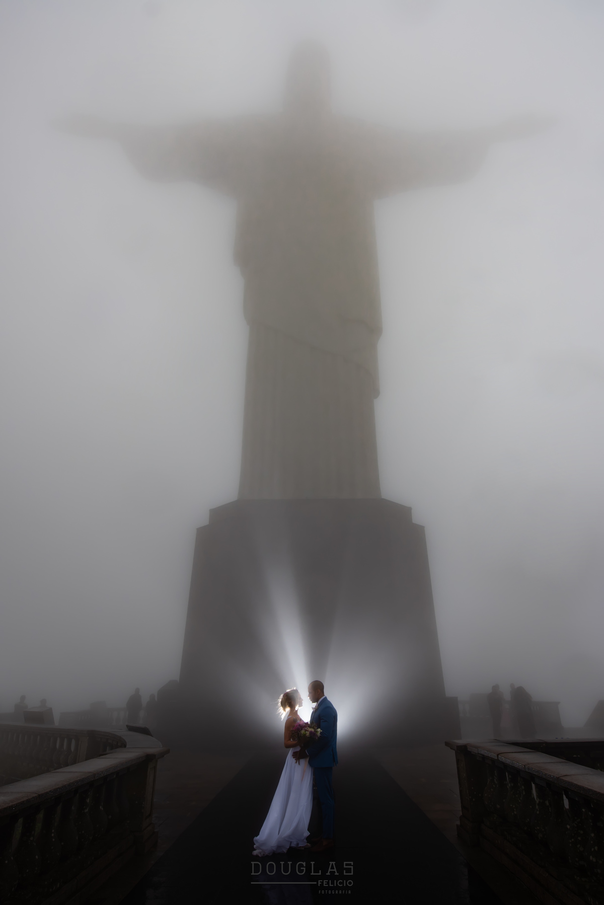 noivos no cristo redentor rio de janeiro alok noivos cristo redentor destination wedding alok | casamento no cristo | fotografia de casamento no cristo | casamento rj | destination wedding rj