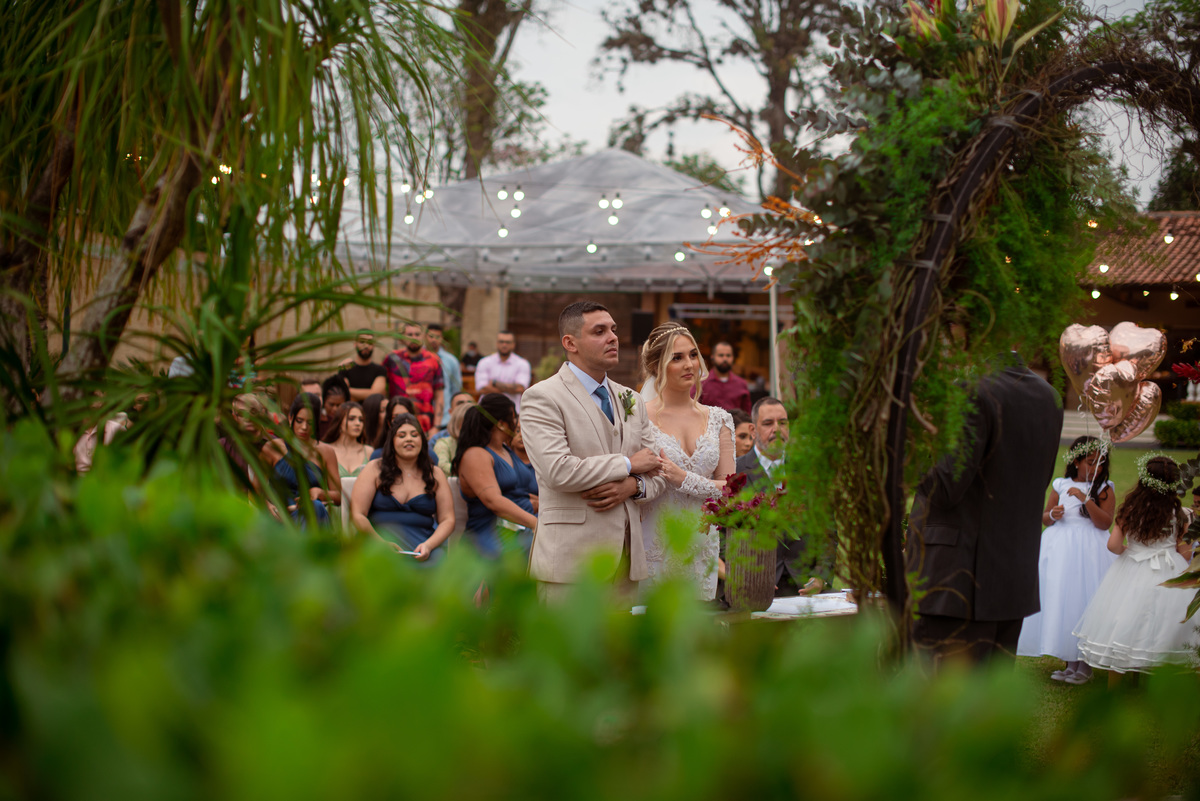 Fotografia de Casamento ao ar livre | villa antua | Rio de Janeiro - RJ | Fotografo Douglas Felicio Especialista em casamentos |  casamento lugar verde