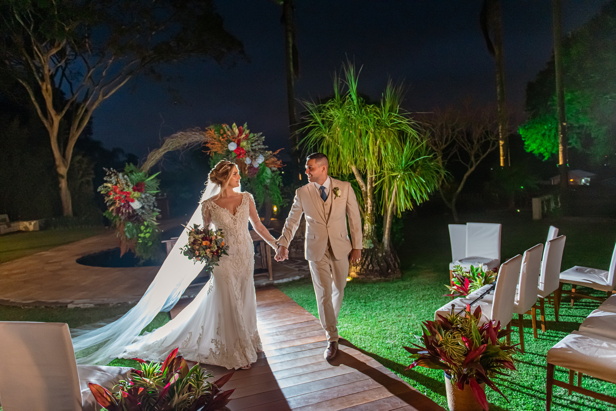 Fotografia de Casamento ao ar livre Bianca e Fernando | Rio de Janeiro - RJ | Fotografo Douglas Felicio Especialista em casamentos |  ensaio dos noivos