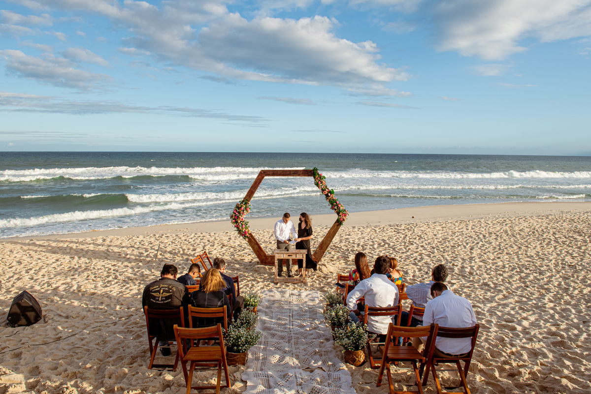 fotografia de casamento na praia | vestido da noiva | douglas felicio  especialista em casamentos | fotografo de casamento no rio de janeiro | maquiagem da noiva | vestido da noiva | casamento na praia | destination wedding |  mini wedding