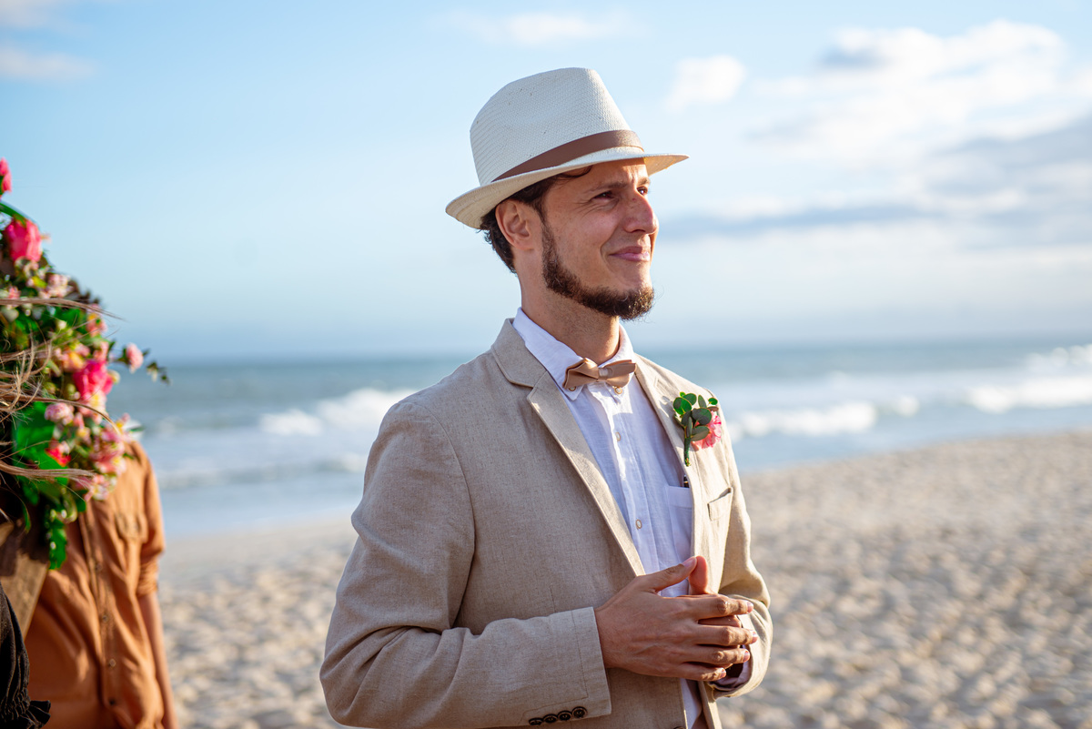 fotografia de casamento na praia | vestido da noiva | douglas felicio  especialista em casamentos | fotografo de casamento no rio de janeiro | maquiagem da noiva | vestido da noiva | casamento na praia | destination wedding |  emoçao do noivo