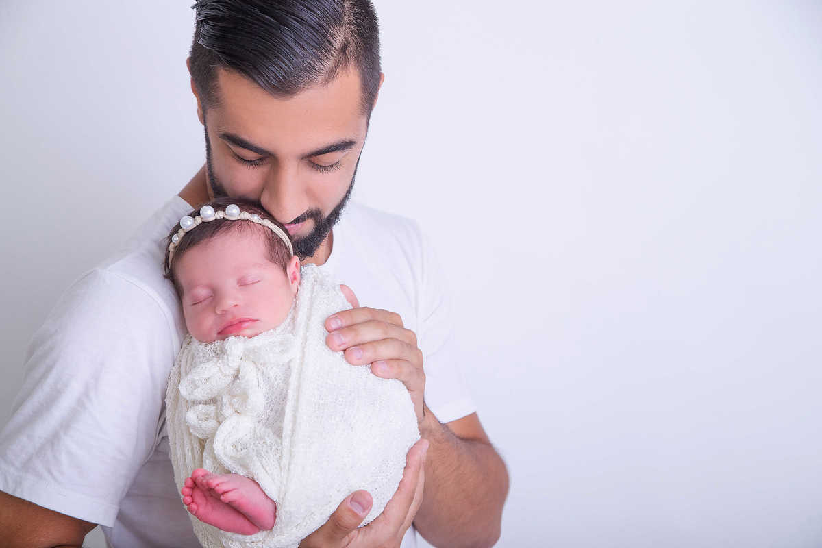 Newborn- Sofia com papai