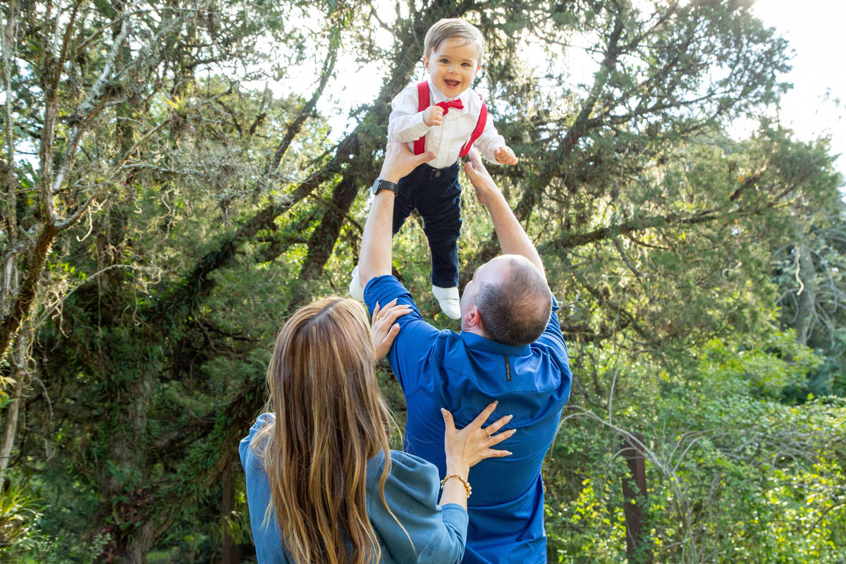 Martin brincando no aniversário