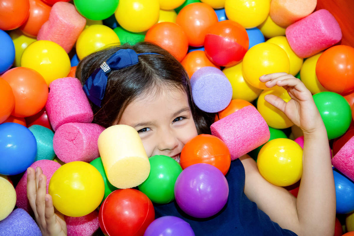 fotografia Aniversário Infantil piscina de bolinha
