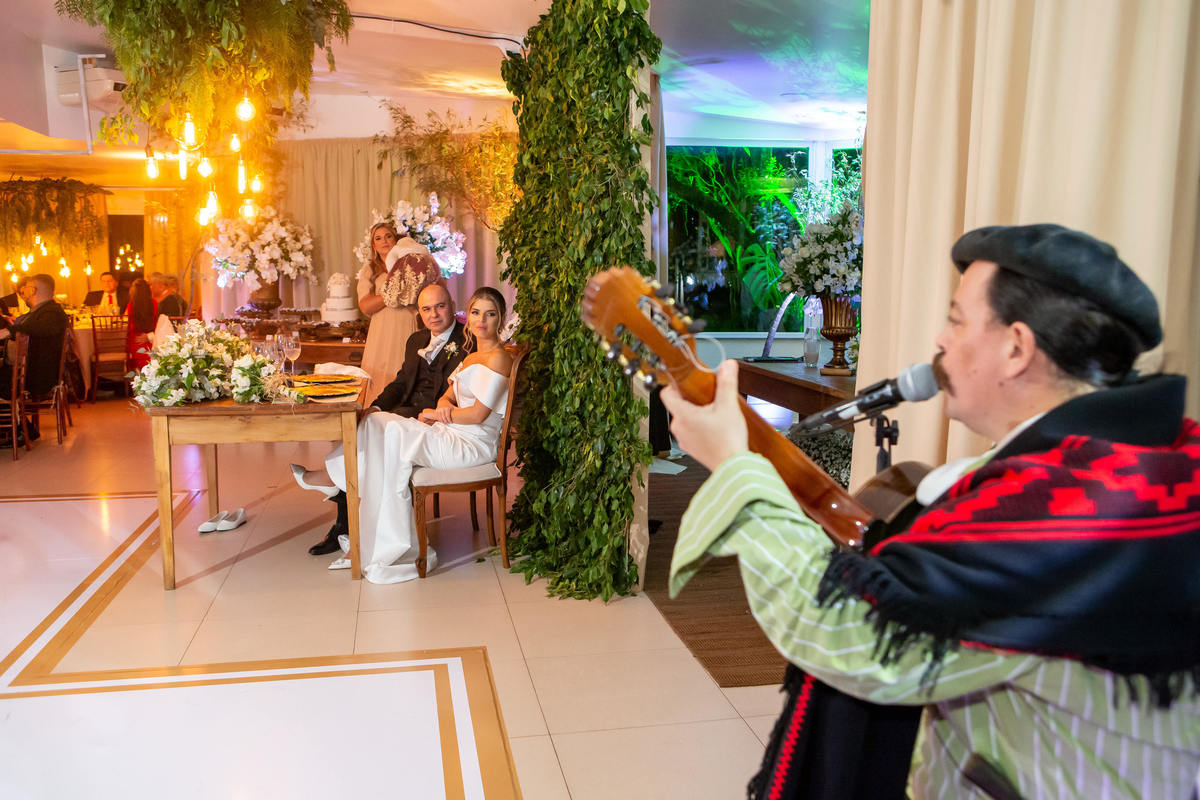 apresentação musical para os noivos 