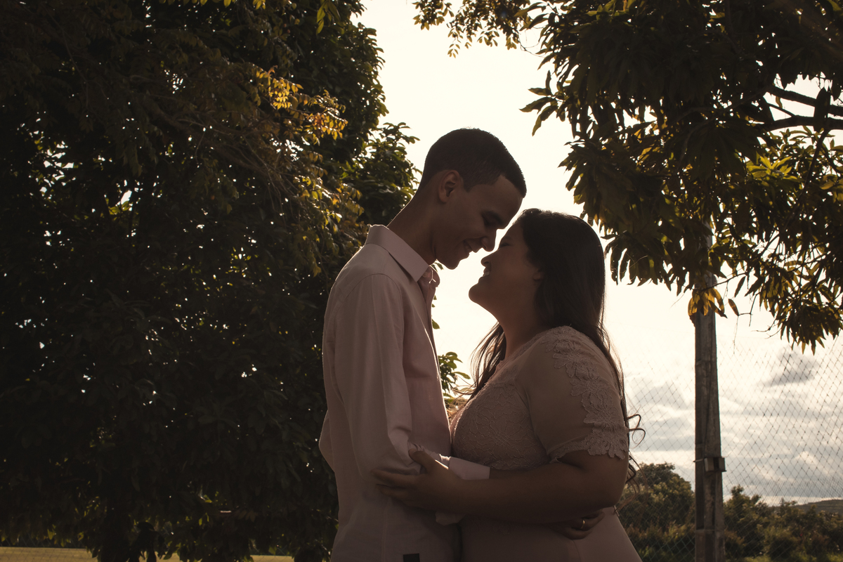 Procurando inspiração pra o seu casamento veja esse Ensaio Pré wedding no Lago dos sonhos em Caruaru, 