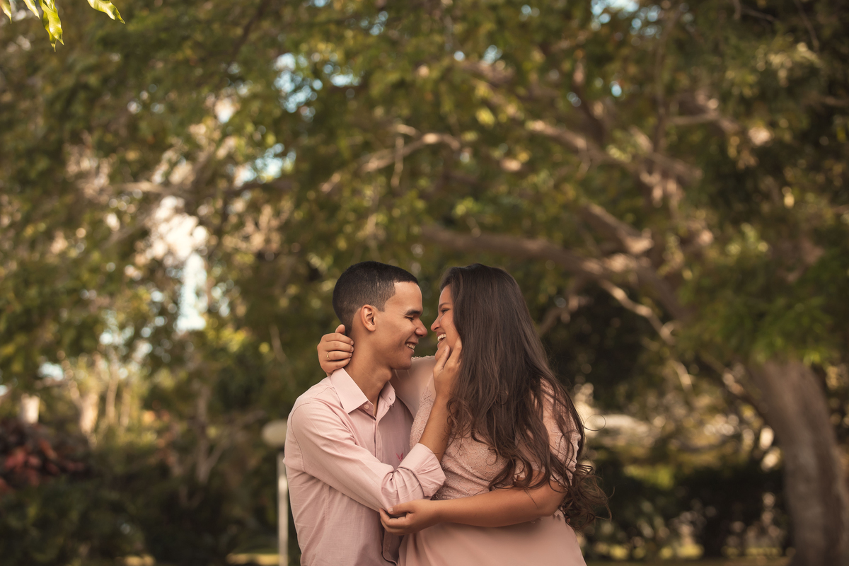 Procurando inspiração pra o seu casamento veja esse Ensaio Pré wedding no Lago dos sonhos em Caruaru, 