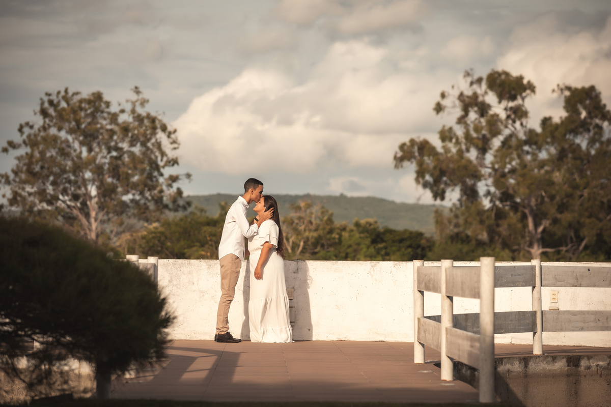 Procurando inspiração pra o seu casamento veja esse Ensaio Pré wedding no Lago dos sonhos em Caruaru, 