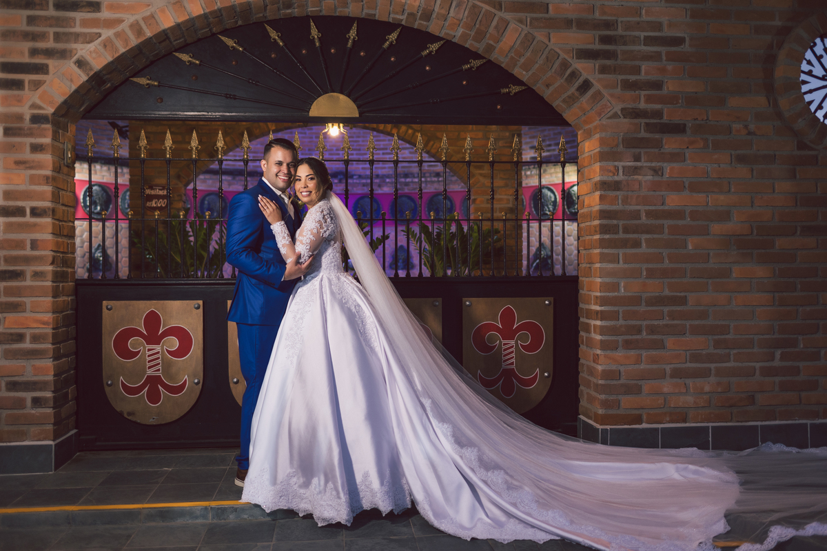 Casamento clássico no Castelo Pargentino em Sairé