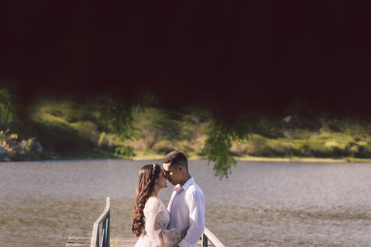 Pré-wedding sob a luz do sol. #PréWedding #Fotógrafo