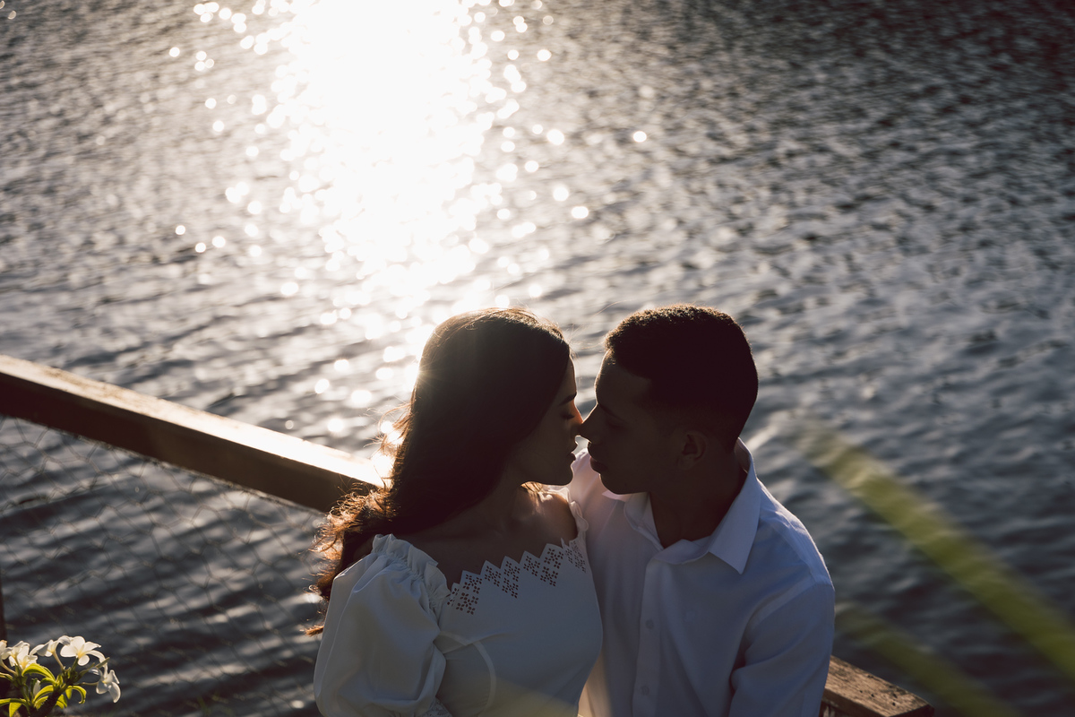 Pré-wedding sob a luz do sol. #PréWedding #Fotógrafo