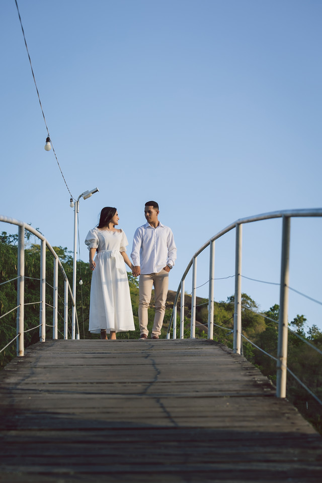 Pré-wedding sob a luz do sol. #PréWedding #Fotógrafo