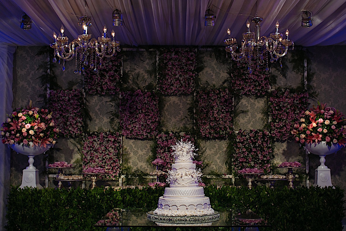 making off da noiva, noiva se arrumando, no quarto com as mães, no quarto com as irmãs , fotos do making of, fotos lindas de casamento noiva entrando no altar, festa de casamento, Samilla e Pipoca