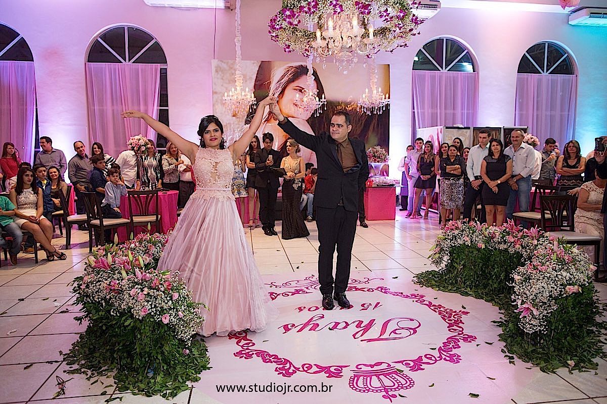 Fotografo de 15 anos, fotos de casamento, 15 anos, debutante, fotos modernas, fotos descontraidas, aniversarios, valsa, dança maluca, dança , fotografo de casamento em caruaru,melhor fotografo de caruaru, toritama, santa cruz, bezerros, gravata, santa cru