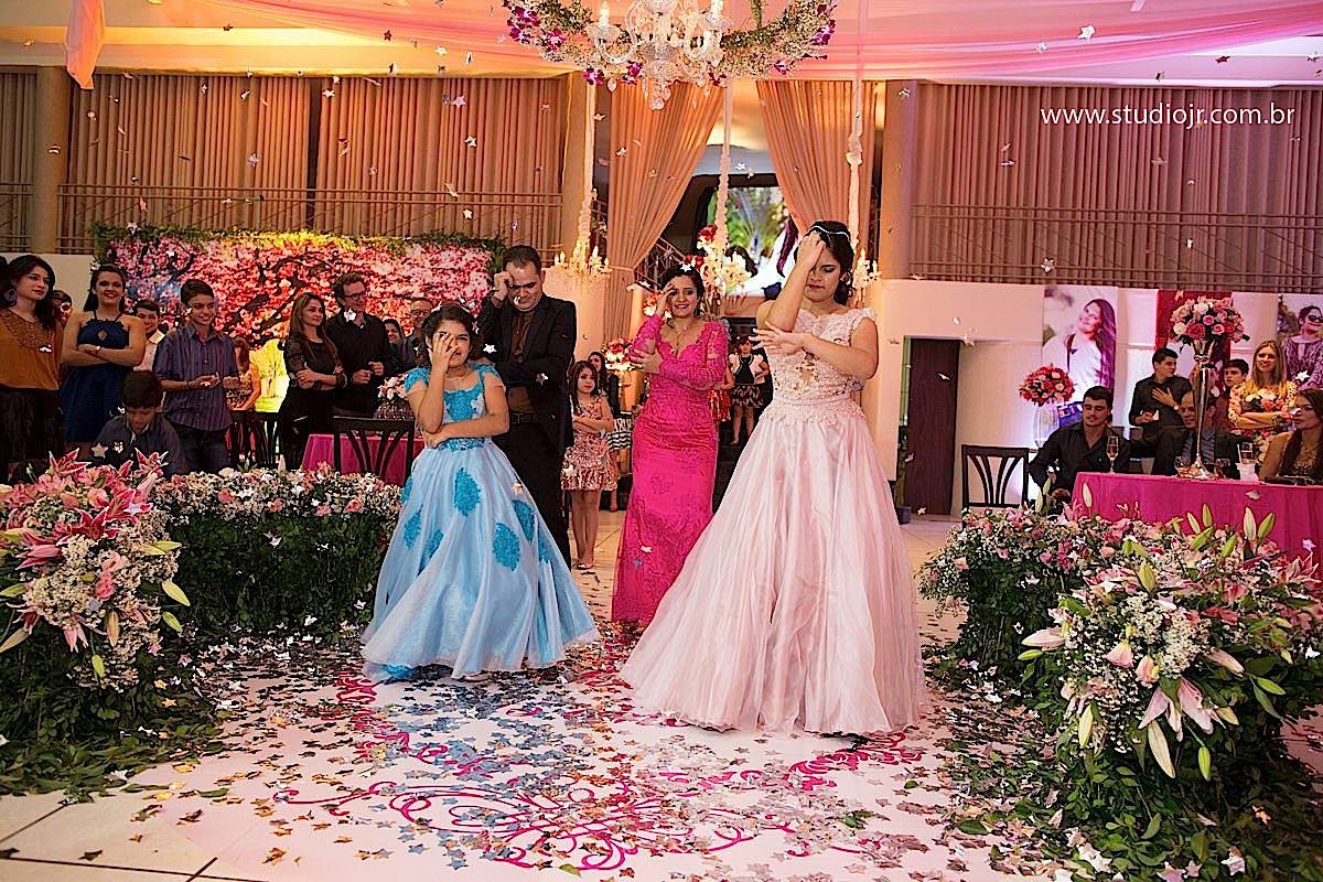 Fotografo de 15 anos, fotos de casamento, 15 anos, debutante, fotos modernas, fotos descontraidas, aniversarios, valsa, dança maluca, dança , fotografo de casamento em caruaru,melhor fotografo de caruaru, toritama, santa cruz, bezerros, gravata, santa cru