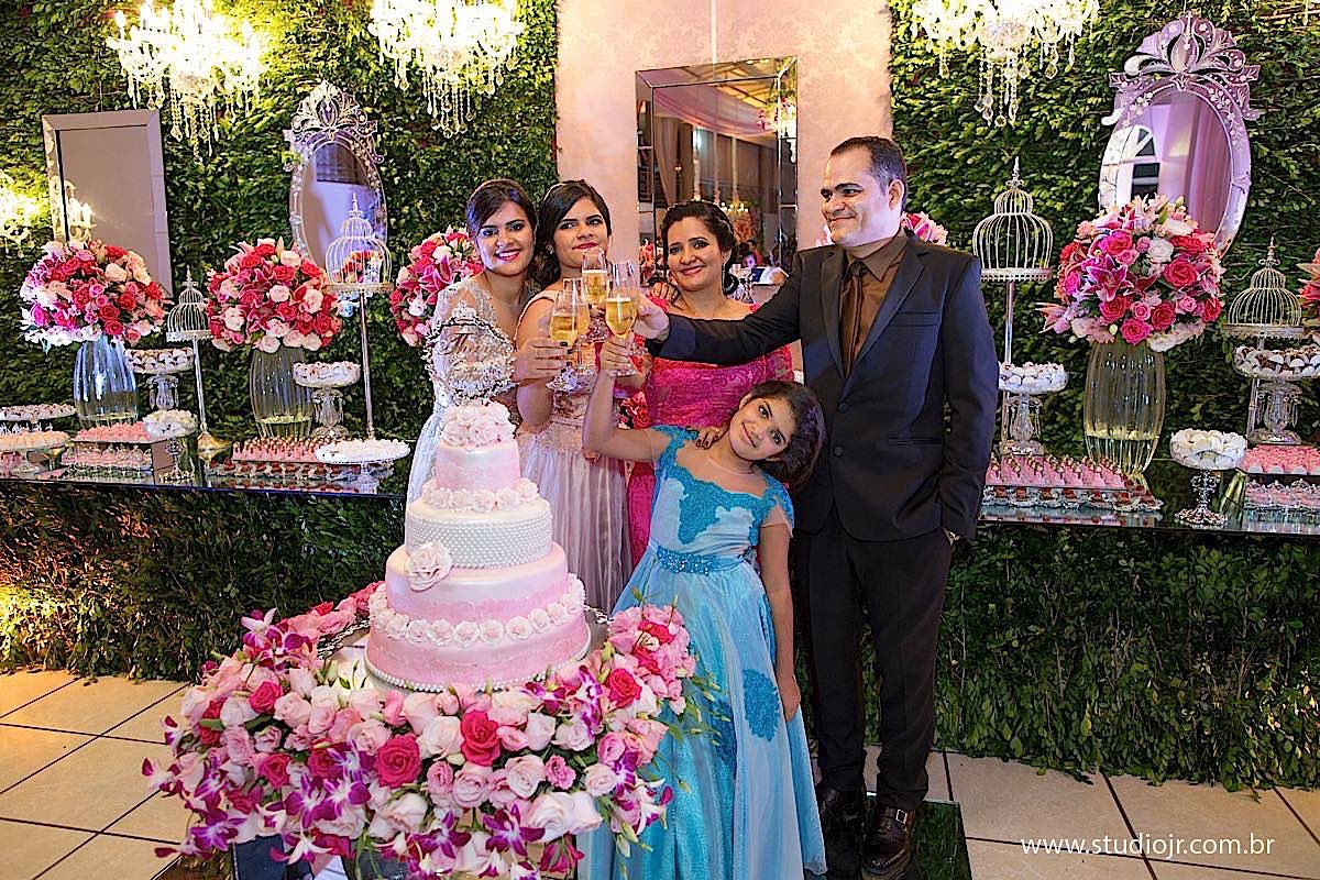 Fotografo de 15 anos, fotos de casamento, 15 anos, debutante, fotos modernas, fotos descontraidas, aniversarios, valsa, dança maluca, dança , fotografo de casamento em caruaru,melhor fotografo de caruaru, toritama, santa cruz, bezerros, gravata, santa cru