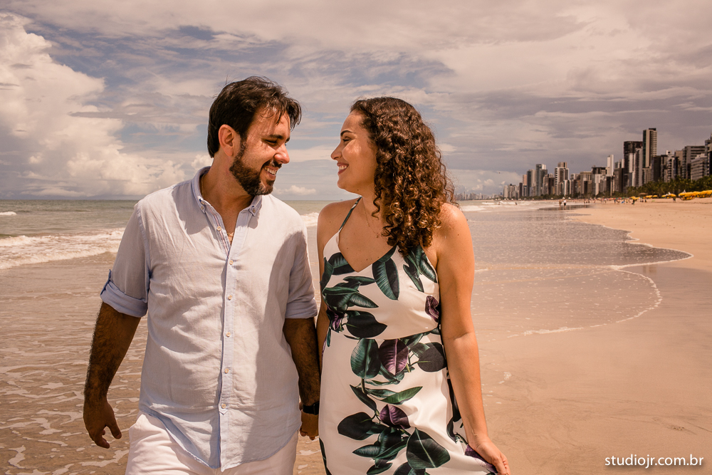 ensaio casal pre casamento na panela do poço em Recife