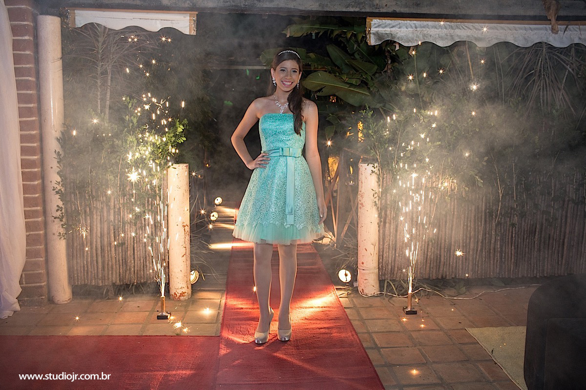 15 anos Marina em Taquaritinga,Fotografo de 15 anos, fotos de casamento, 15 anos, debutante, fotos modernas, fotos descontraidas, aniversarios, valsa, dança maluca, dança , fotografo de casamento em caruaru,melhor fotografo de caruaru, torit