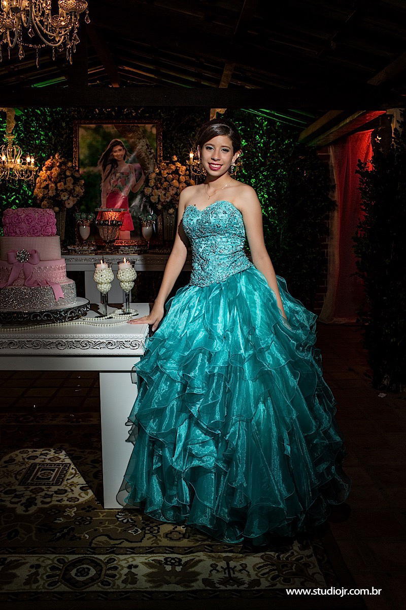 15 anos Marina em Taquaritinga,Fotografo de 15 anos, fotos de casamento, 15 anos, debutante, fotos modernas, fotos descontraidas, aniversarios, valsa, dança maluca, dança , fotografo de casamento em caruaru,melhor fotografo de caruaru, torit