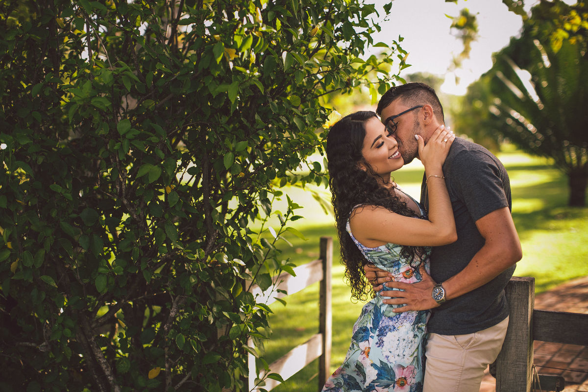 Ensaio pre casamento, recanto das sucupiras, fotos de pre casamento, fotos lindas, ensaio de casal, noivado, fotos de casamento , fotos no campo, fotos na fazenda, studiojrphotos, fotografo de casamento, 