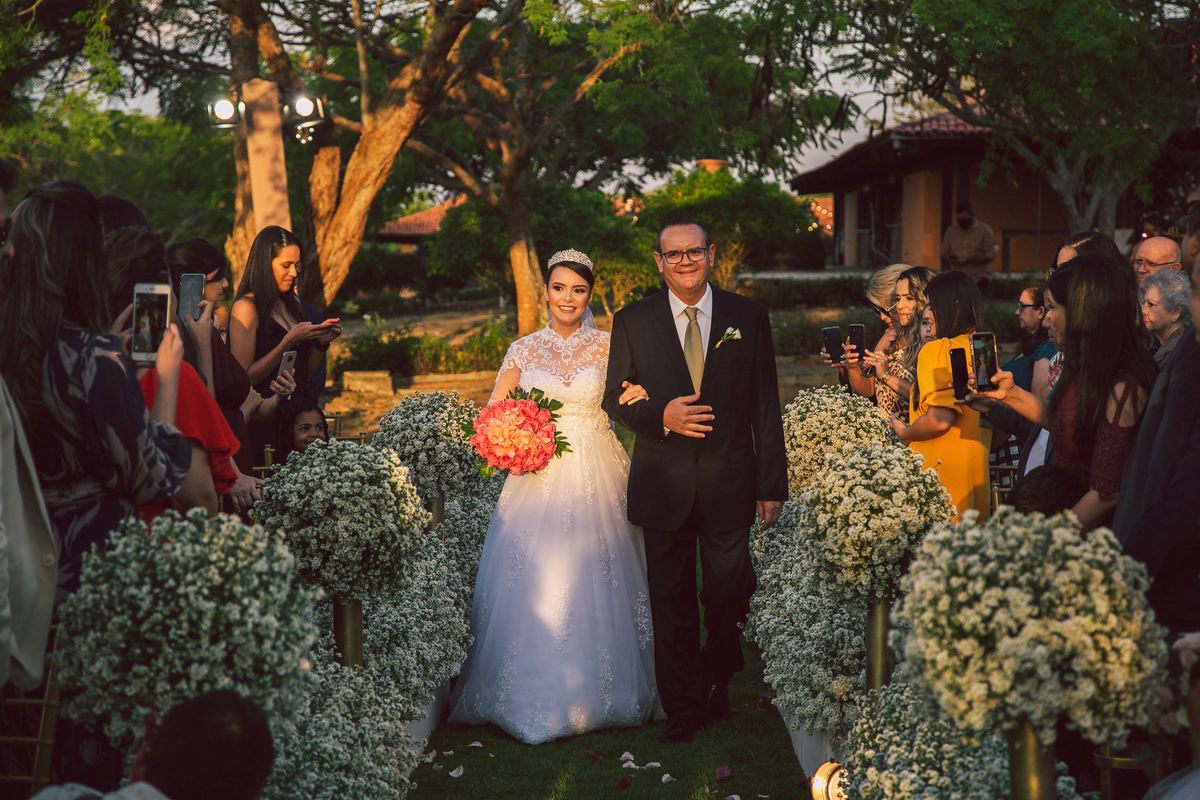 Casamento no campo, casamento ao ar livre, casamento de dia, casamento com por do sol, casamento no Hotel Fazenda Santa Fé, casamento na praia , foto de casamento,  como fazer um casamento ao ar livre, decoração casamento ao ar livre