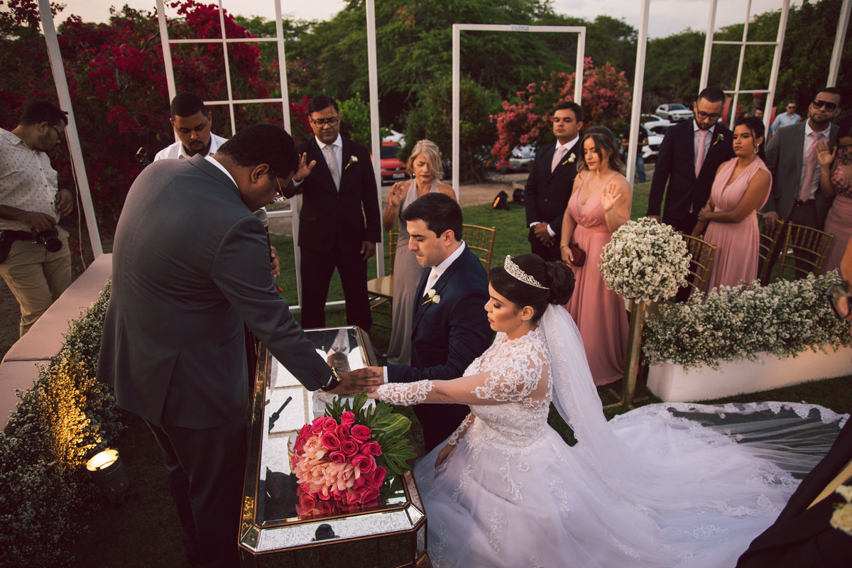 Casamento no campo, casamento ao ar livre, casamento de dia, casamento com por do sol, casamento no Hotel Fazenda Santa Fé, casamento na praia , foto de casamento,  como fazer um casamento ao ar livre, decoração casamento ao ar livre