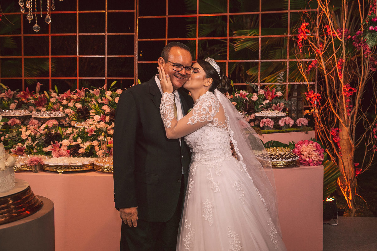 Casamento no campo, casamento ao ar livre, casamento de dia, casamento com por do sol, casamento no Hotel Fazenda Santa Fé, casamento na praia , foto de casamento,  como fazer um casamento ao ar livre, decoração casamento ao ar livre