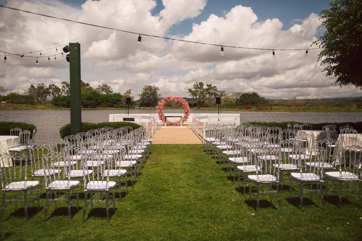 Casamento no campo, casamento ao ar livre, casamento de dia, casamento com por do sol, casamento no lago dos sonhos, casamento na praia , foto de casamento,  como fazer um casamento ao ar livre, decoração casamento ao ar livre, casamento em caruaru