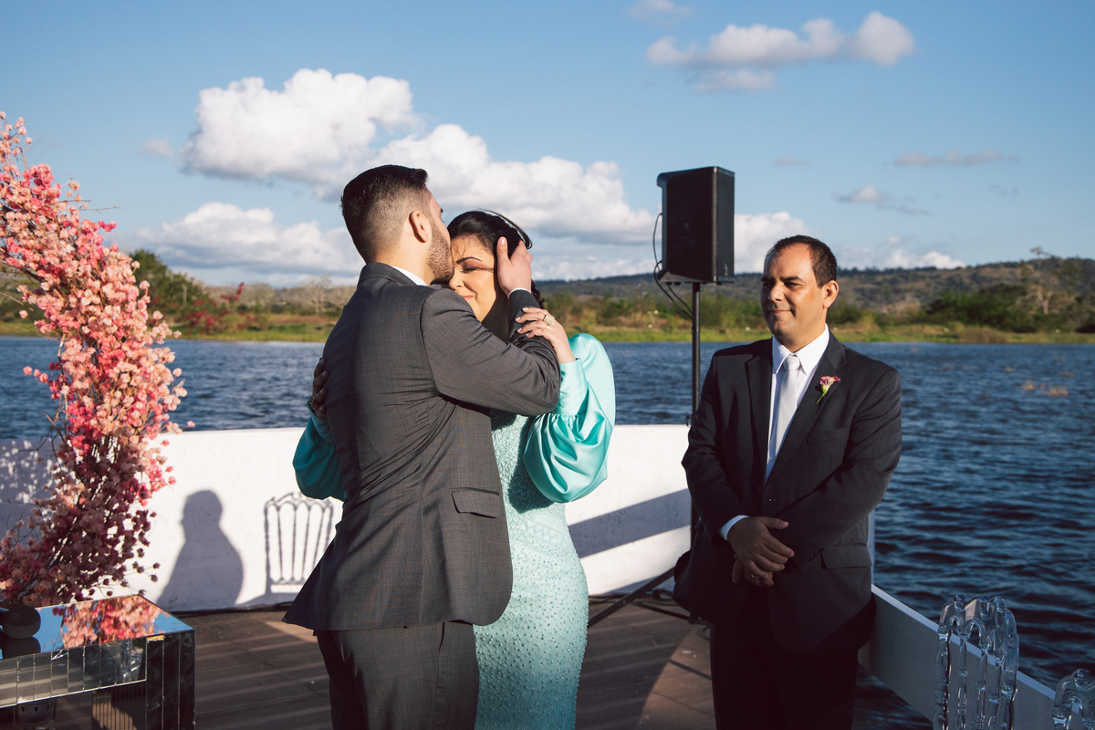 Casamento no campo, casamento ao ar livre, casamento de dia, casamento com por do sol, casamento no lago dos sonhos, casamento na praia , foto de casamento,  como fazer um casamento ao ar livre, decoração casamento ao ar livre, casamento em caruaru