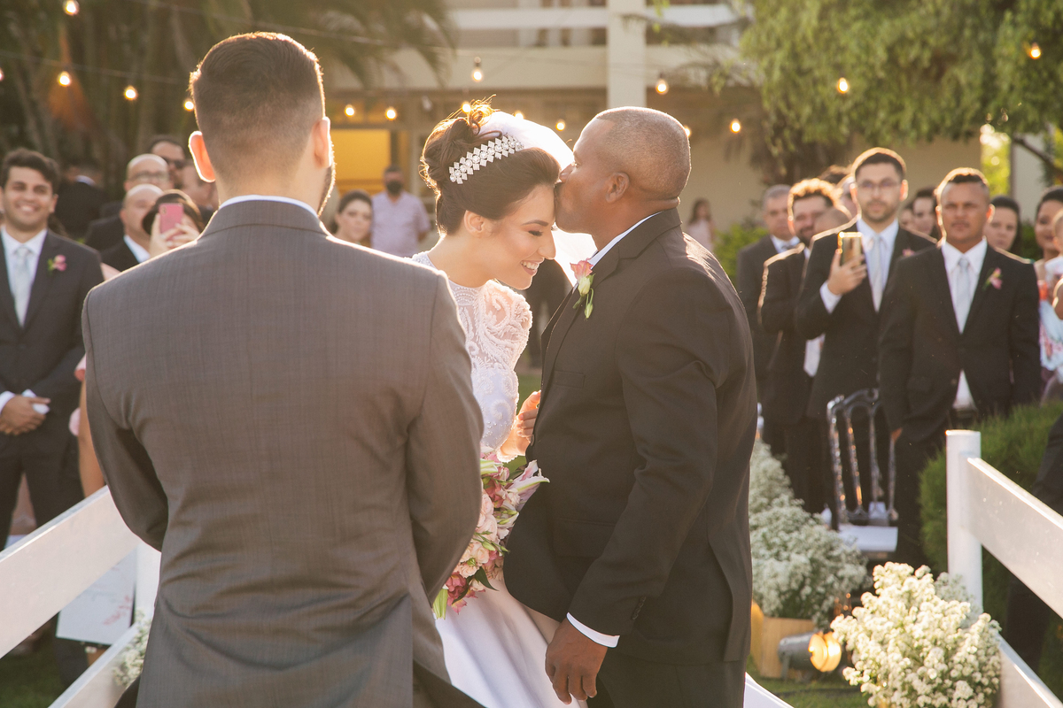 Casamento no campo, casamento ao ar livre, casamento de dia, casamento com por do sol, casamento no lago dos sonhos, casamento na praia , foto de casamento,  como fazer um casamento ao ar livre, decoração casamento ao ar livre, casamento em caruaru