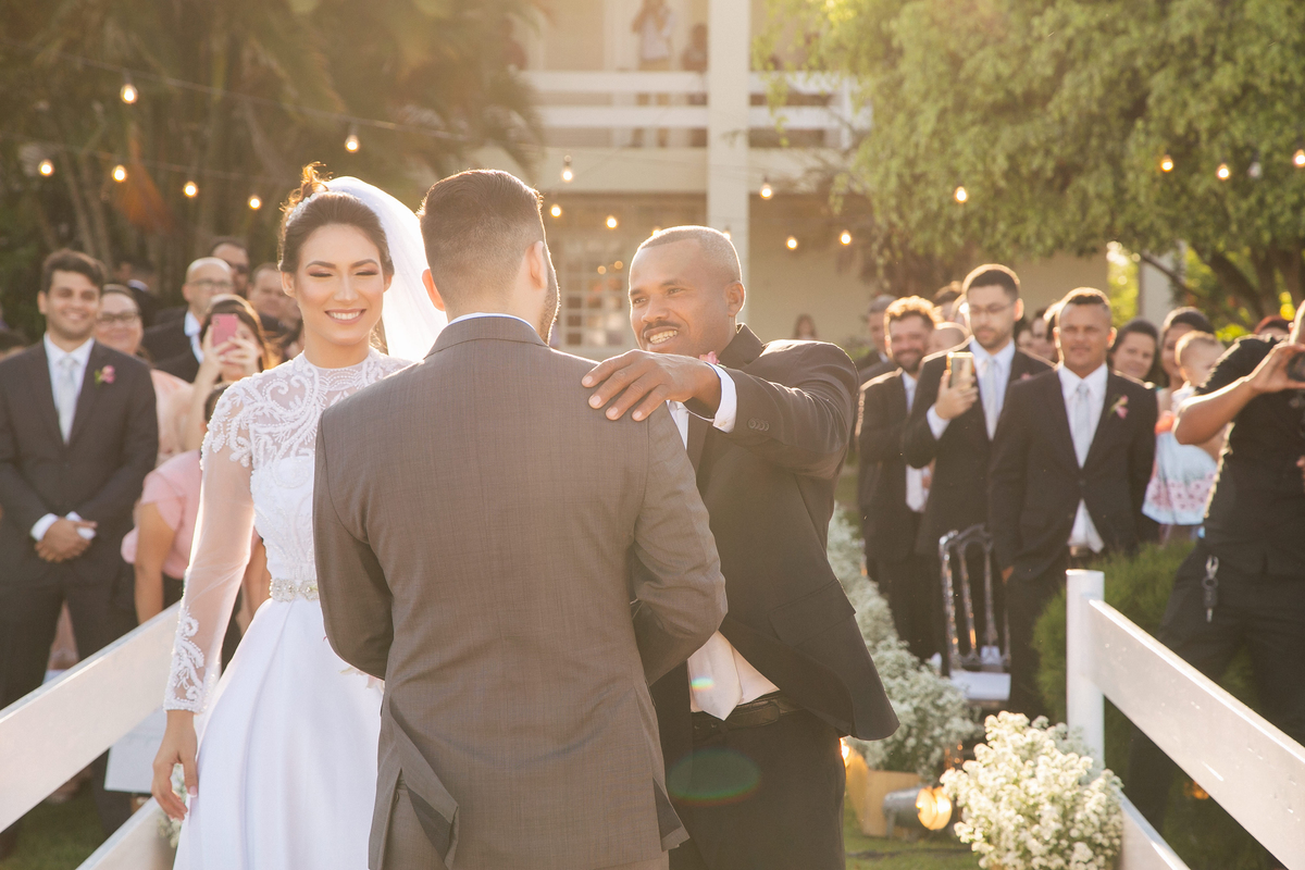Casamento no campo, casamento ao ar livre, casamento de dia, casamento com por do sol, casamento no lago dos sonhos, casamento na praia , foto de casamento,  como fazer um casamento ao ar livre, decoração casamento ao ar livre, casamento em caruaru