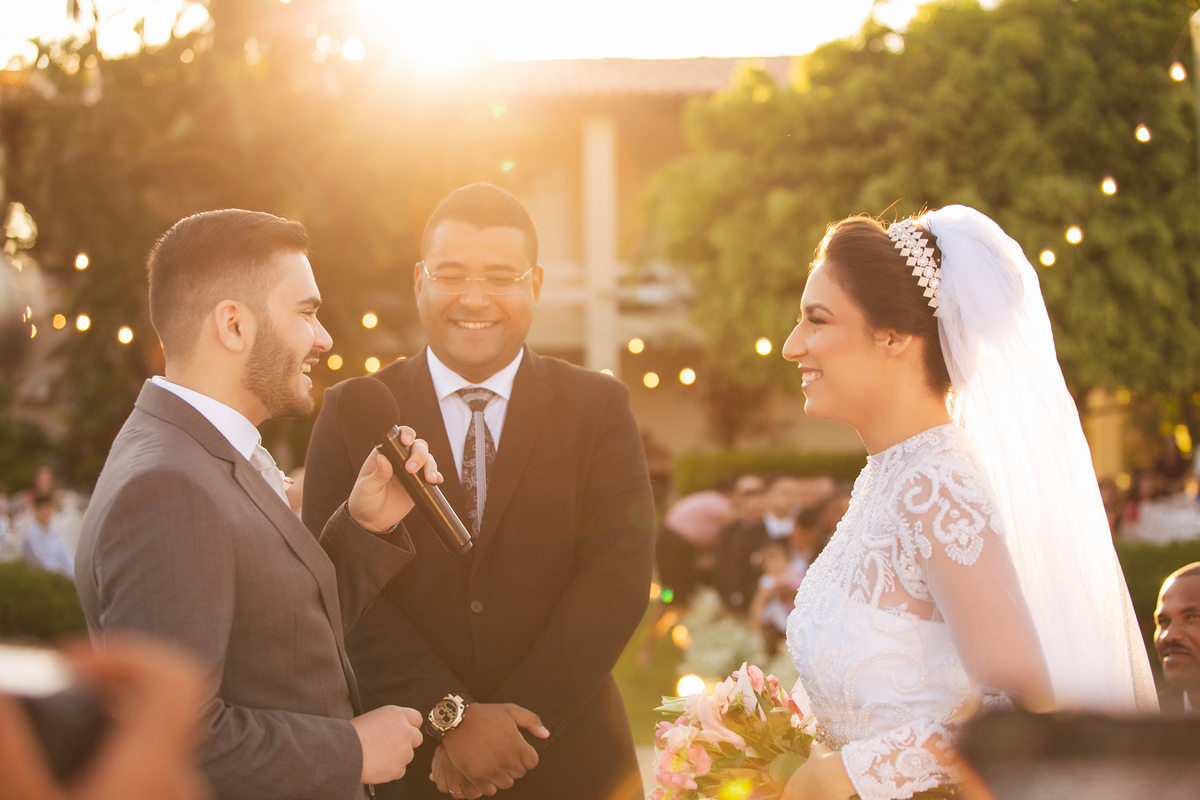 Casamento no campo, casamento ao ar livre, casamento de dia, casamento com por do sol, casamento no lago dos sonhos, casamento na praia , foto de casamento,  como fazer um casamento ao ar livre, decoração casamento ao ar livre, casamento em caruaru