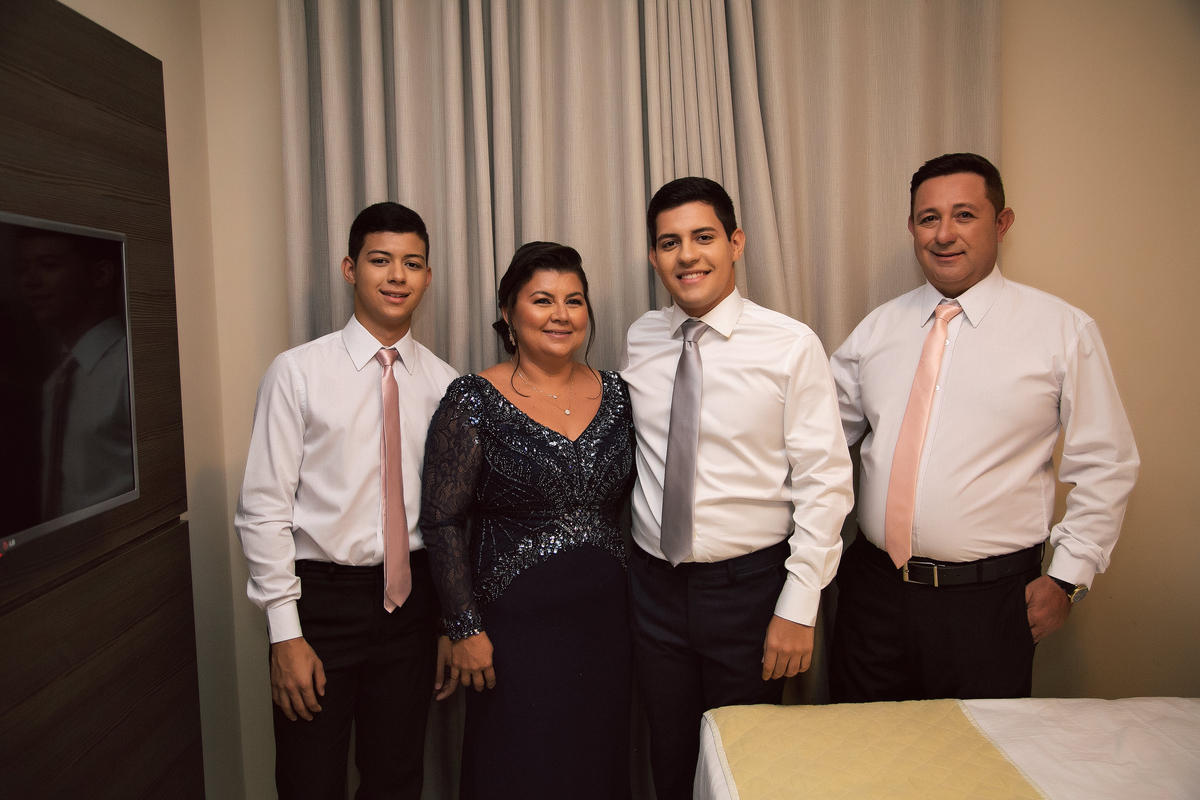 Casamento, noiva, casamento clássico, casamento perfeito, álbum de fotografias, wedding, casamento em Toritama, casamento em Pernambuco