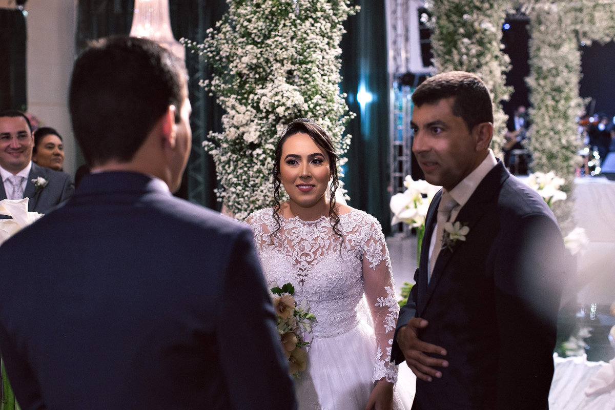 Casamento, noiva, casamento clássico, casamento perfeito, álbum de fotografias, wedding, casamento em Toritama, casamento em Pernambuco