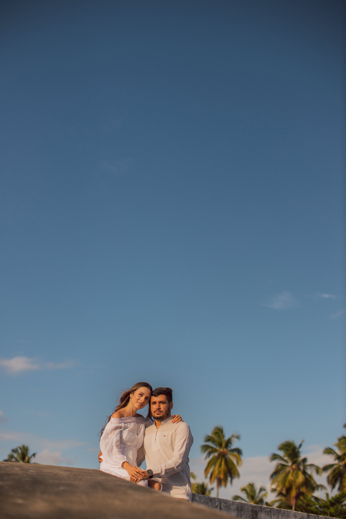 Pré Wedding ao ar livre na praia dos Carneiros em Pernambuco