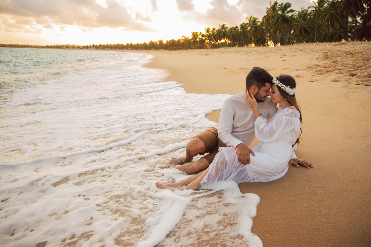 Pré Wedding ao ar livre na praia dos Carneiros em Pernambuco