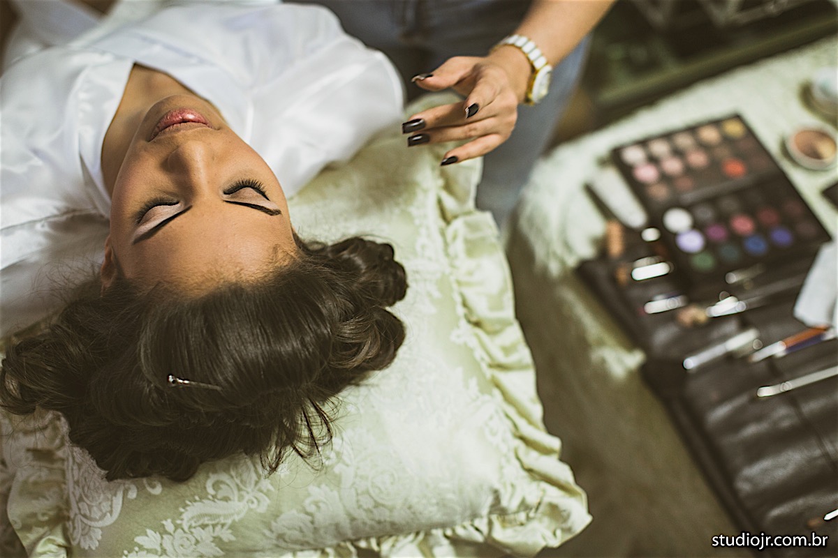 making off da noiva, noiva se arrumando, no quarto com as mães, no quarto com as irmãs , fotos do making of, fotos lindas de casamento , maria luiza e adiel
