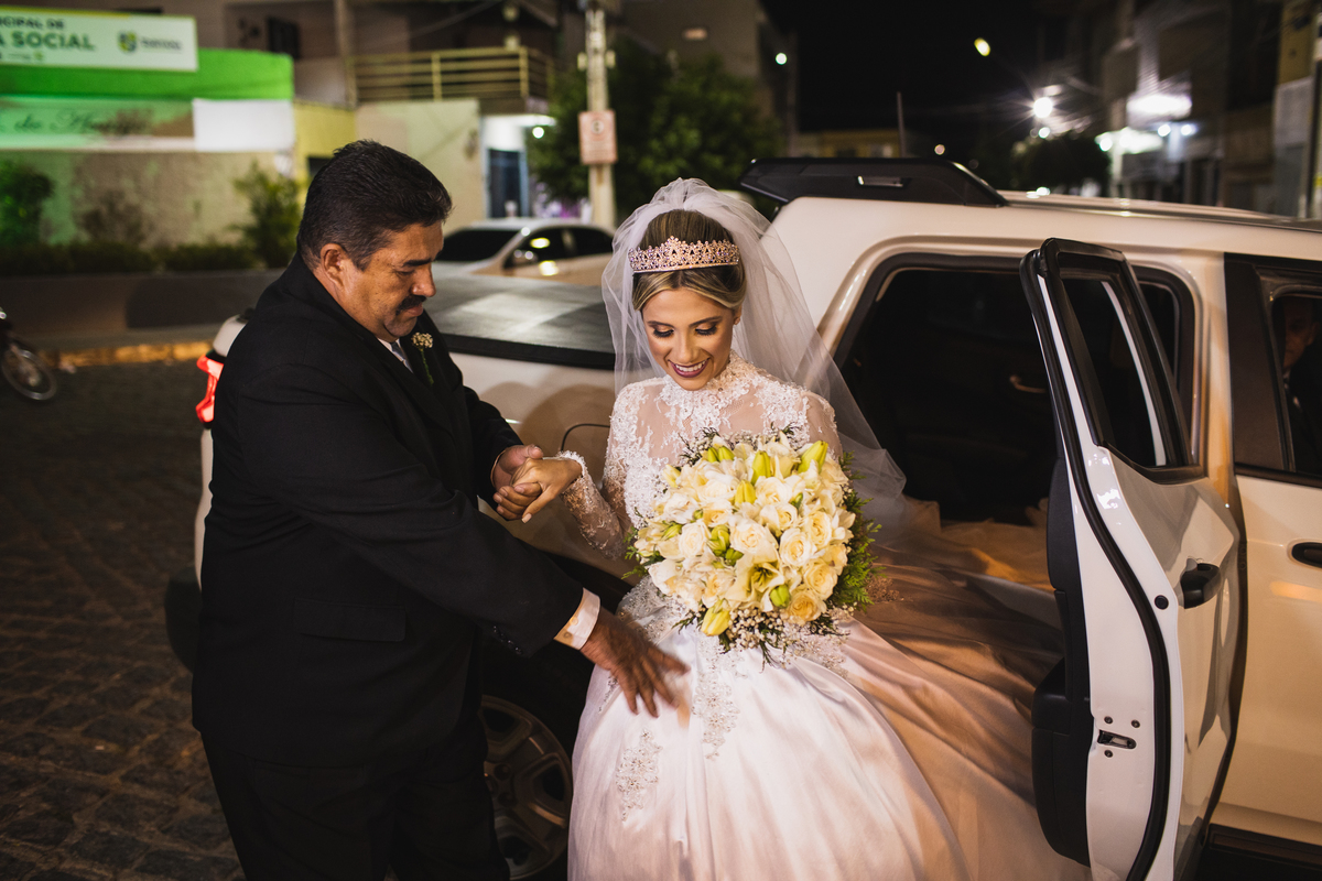 Casamento em toritama - Casamento clássico - Fotógrafo de casamento- Fotografo em toritama- noiva - casamento dos sonhos - casamento na igreja-  decoração de casamento - fotografia de casamento- making of noiva