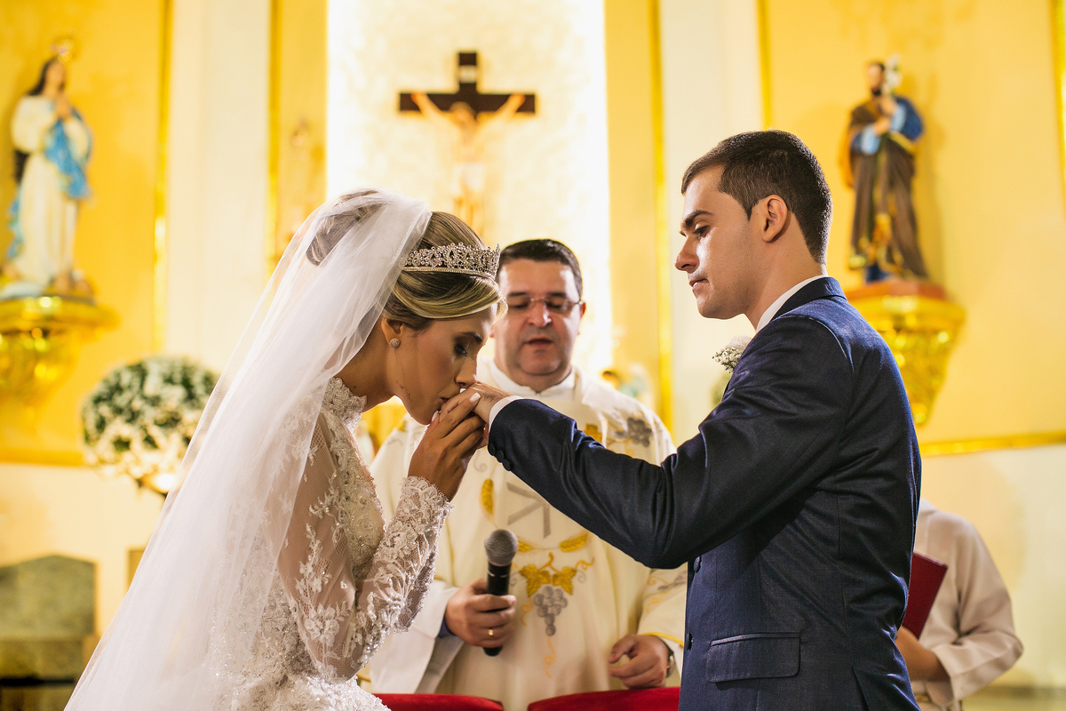 Casamento em toritama - Casamento clássico - Fotógrafo de casamento- Fotografo em toritama- noiva - casamento dos sonhos - casamento na igreja-  decoração de casamento - fotografia de casamento- making of noiva