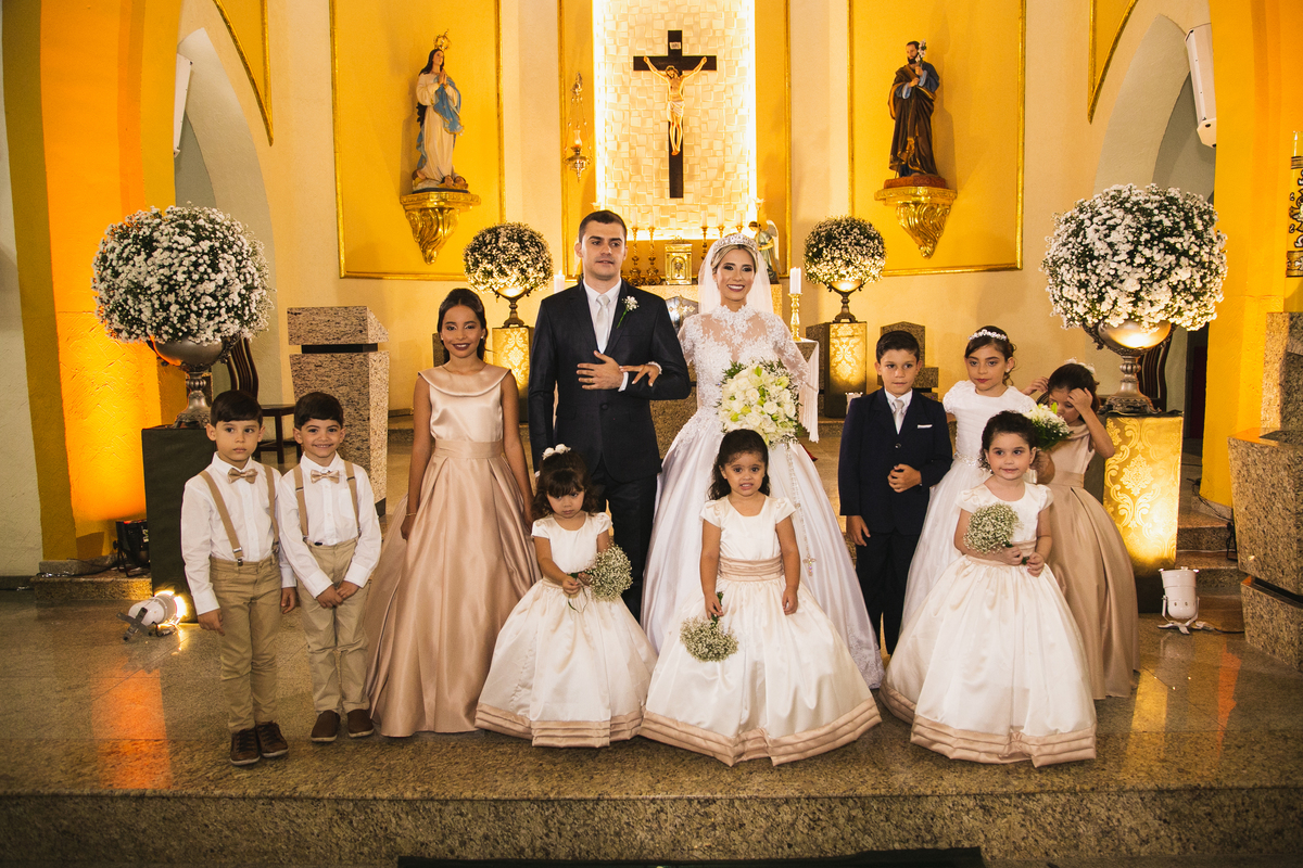Casamento em toritama - Casamento clássico - Fotógrafo de casamento- Fotografo em toritama- noiva - casamento dos sonhos - casamento na igreja-  decoração de casamento - fotografia de casamento- making of noiva