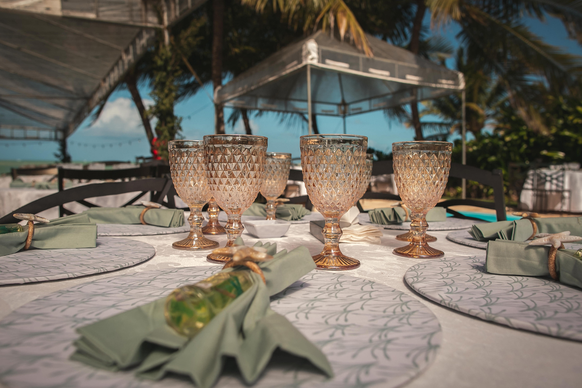 Casamento ao ar livre na Praia dos Carneiros - Pernambuco. #casamentoaoarlivre #casamentonapraia #casamento