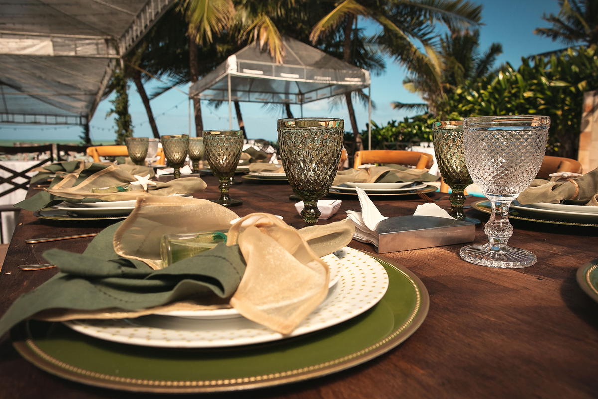 Casamento ao ar livre na Praia dos Carneiros - Pernambuco. #casamentoaoarlivre #casamentonapraia #casamento