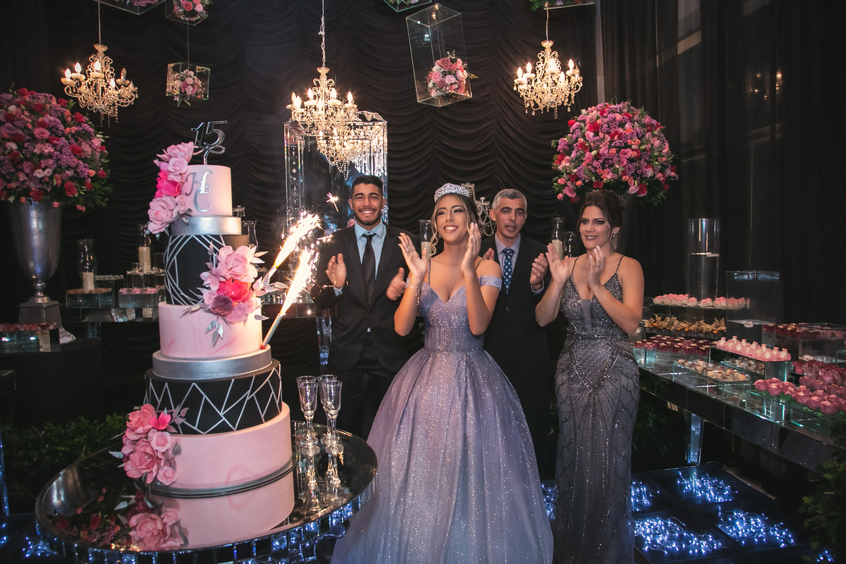 Festa de 15 anos da debutante Helloah em Santa Cruz do Capibaribe - PE 