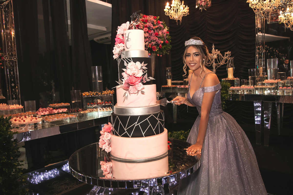 Festa de 15 anos da debutante Helloah em Santa Cruz do Capibaribe - PE 