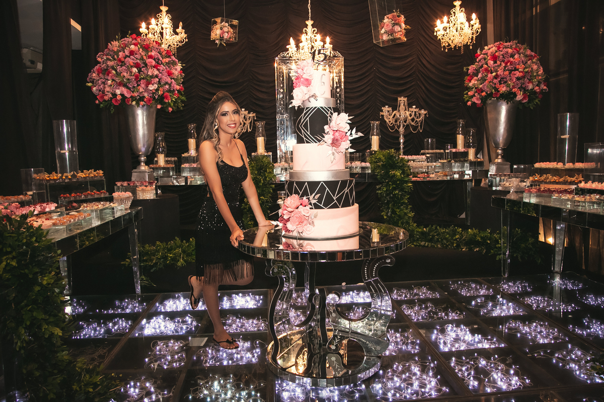 Festa de 15 anos da debutante Helloah em Santa Cruz do Capibaribe - PE 