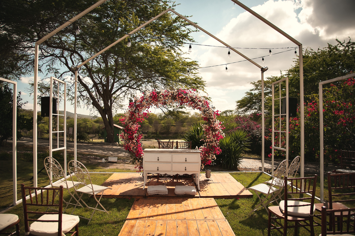 Casamento ao ar livre na Fazenda Santa Fé - PE 