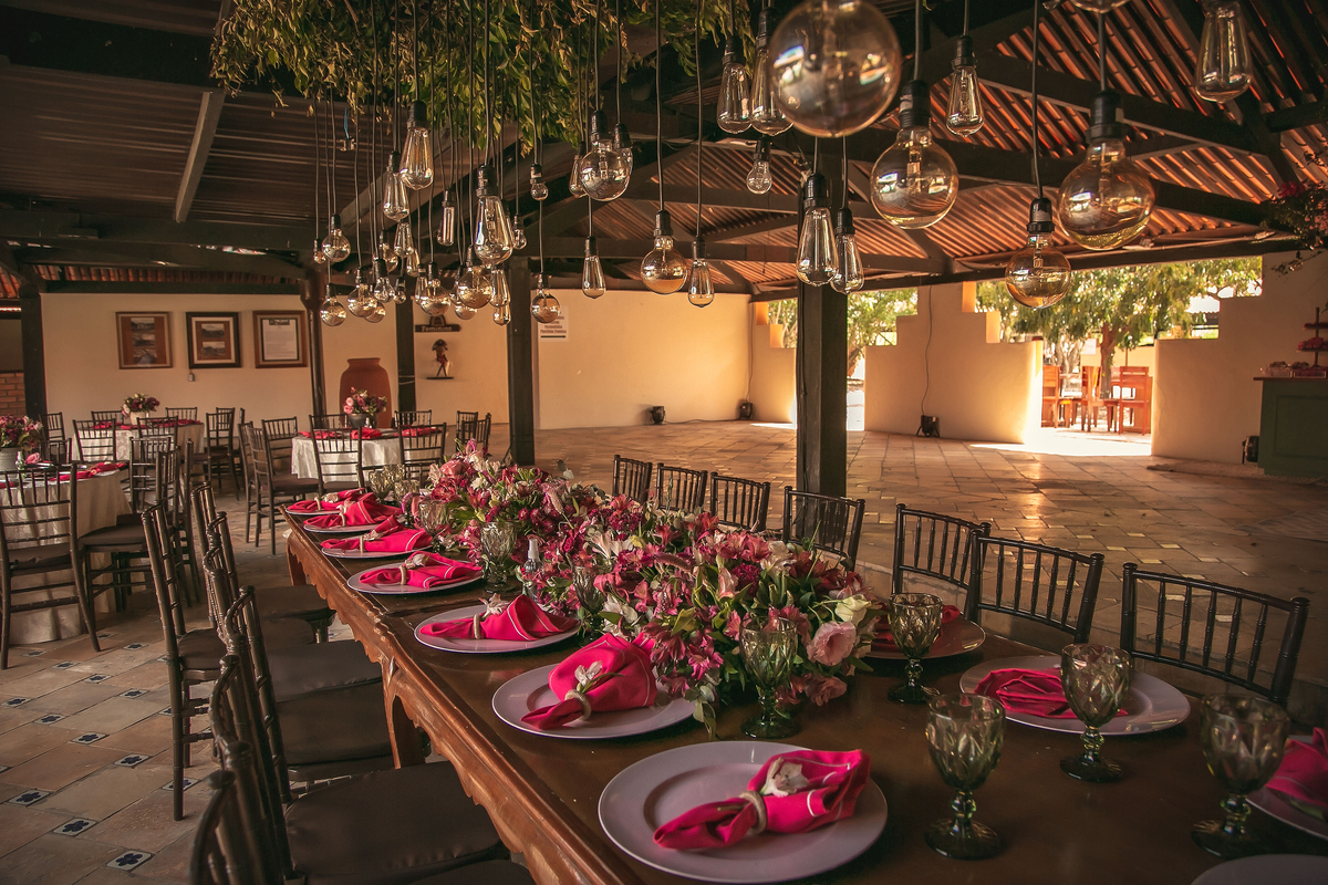 Casamento ao ar livre na Fazenda Santa Fé - PE 