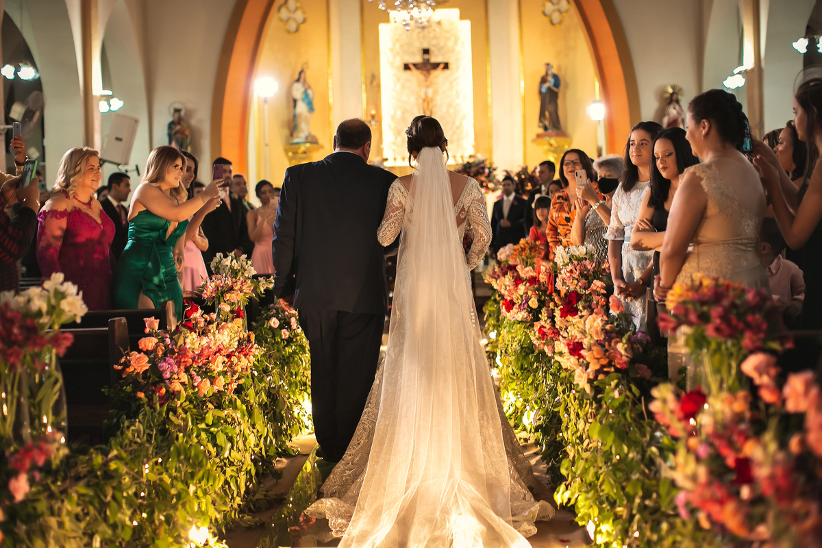 Casamento clássico na Igreja Matriz em Toritama 