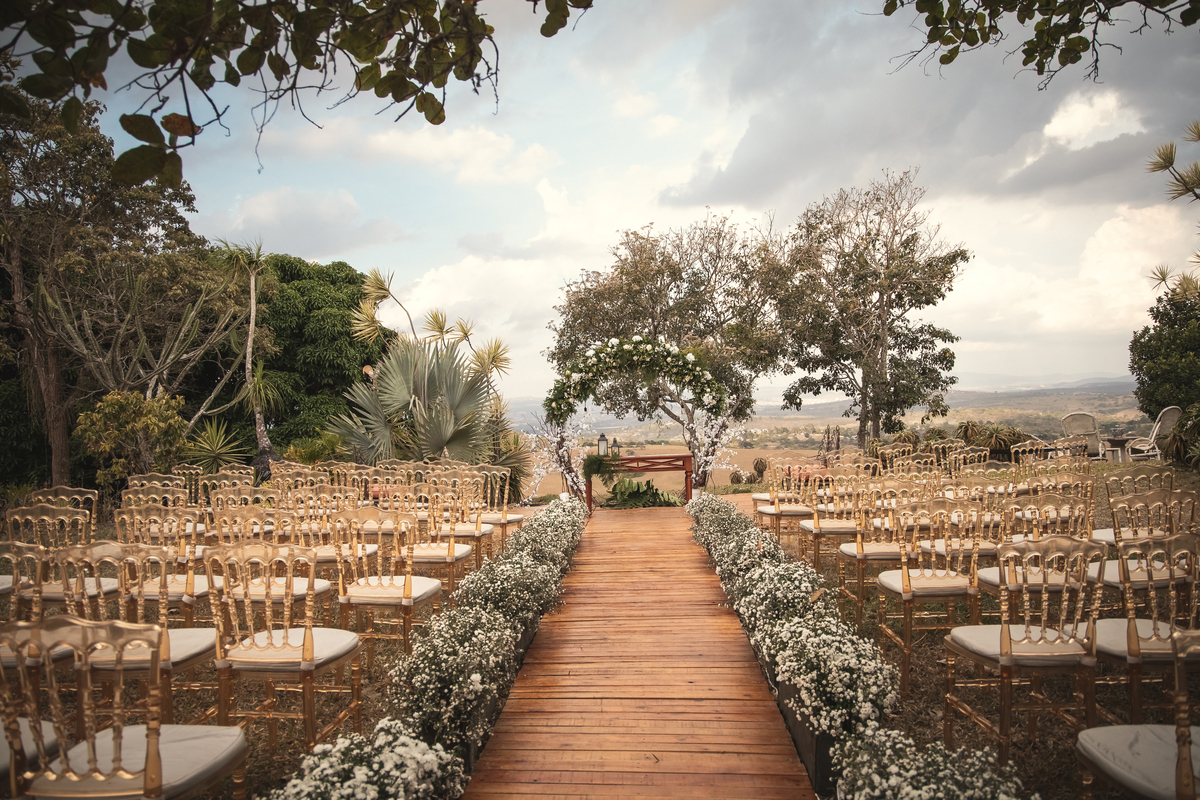 Casamento ao ar livre! 
#fotógrafodecasamento #casamentoaoarlivre 